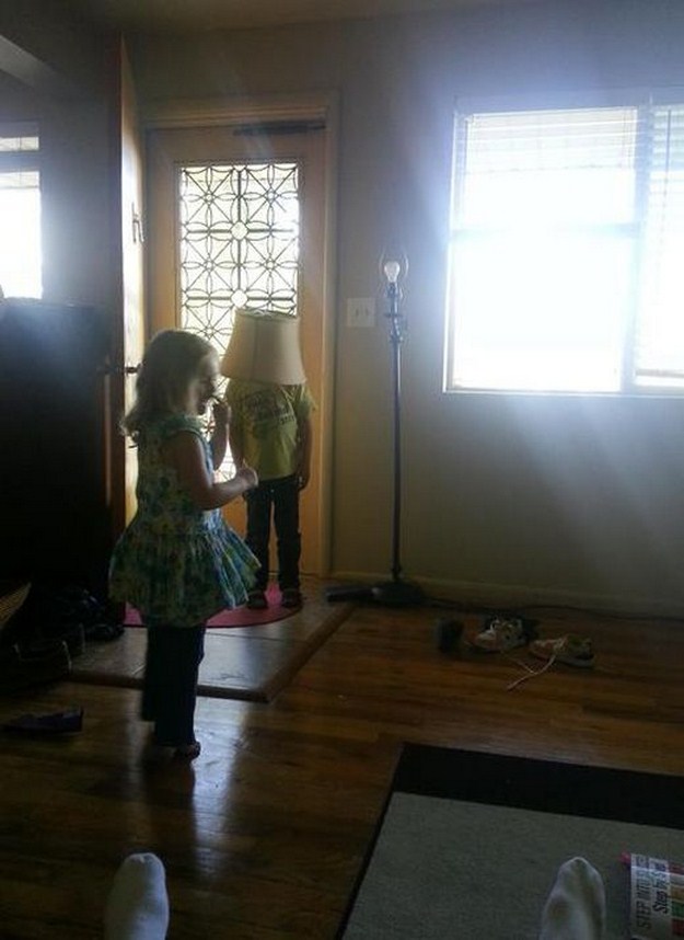 дети,прятки, игра, маскировка, непосредственность