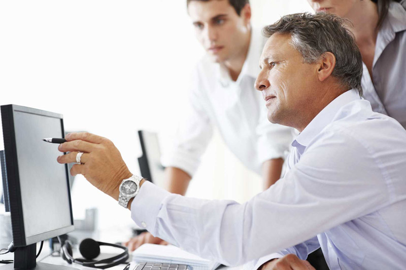 бессмысленные вещи которые порой делают люди, вещи которые мы делаем на автомате 