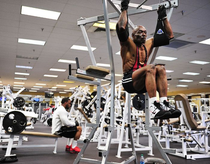 бодибилдинг, культурист, 70-летний культурист, Сэм Брайант, Sam 'Sonny' Bryant