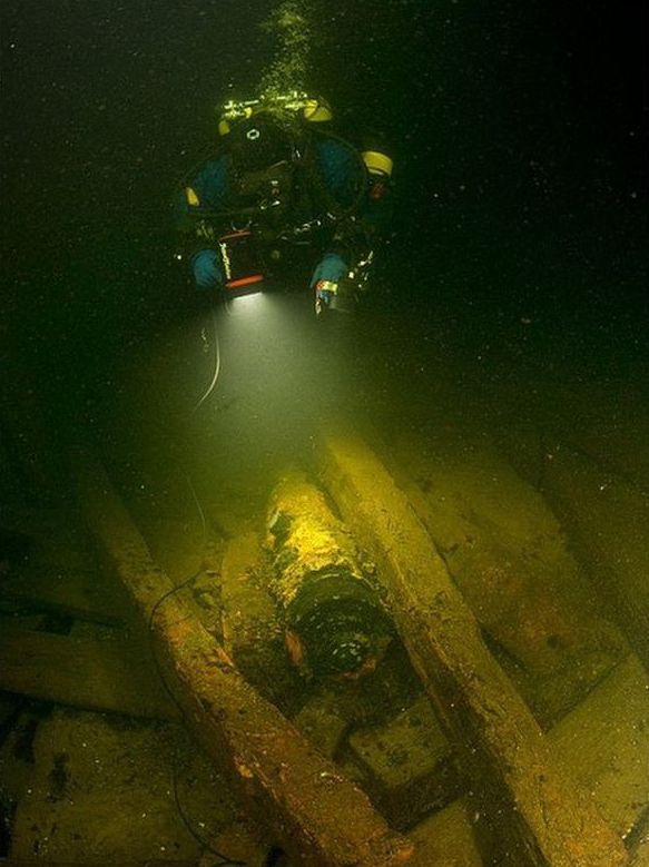 Экскурсия по затонувшим кораблям с подводным археологом Экскурсия,путешествие, затонувшие корабли,подводный археолог, Виктор Лягушкин