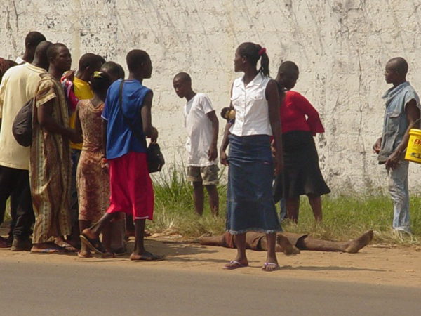 случаи на дорогах африка, проезжая по африке, дороги африка