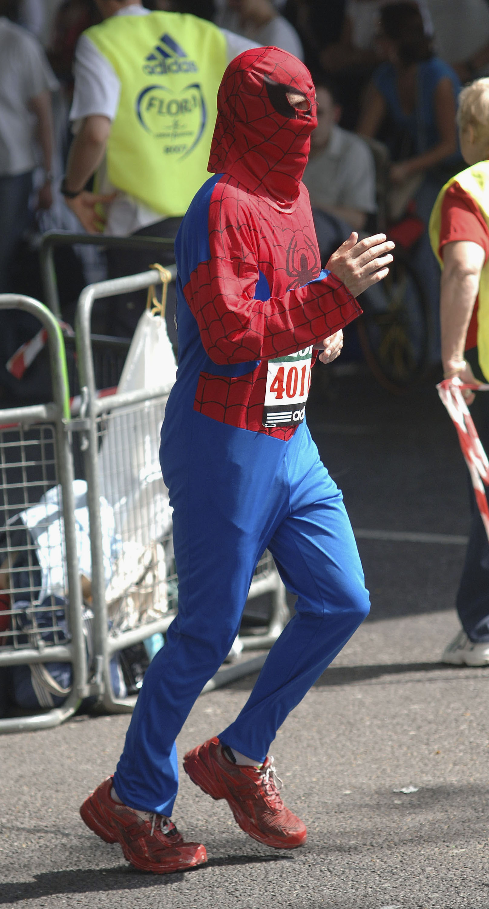 Самые забавные костюмы Лондонского марафона 2014 Лондонский марафон 2014, London Marathon, костюмы лондонского марафона