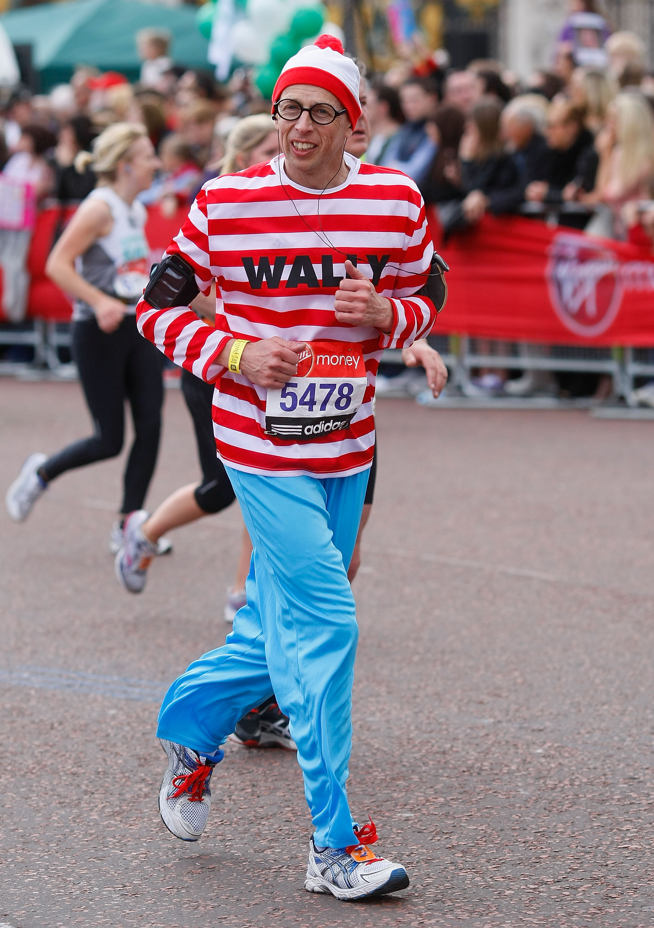 Самые забавные костюмы Лондонского марафона 2014 Лондонский марафон 2014, London Marathon, костюмы лондонского марафона