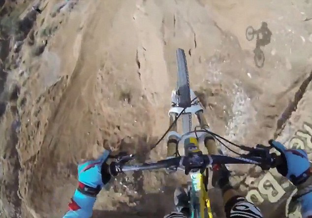 Спуск с горы на велосипеде, Джефф Гулевич, Geoff Gulevich, экстремал, экстремальный спуск Джефф Гулевич