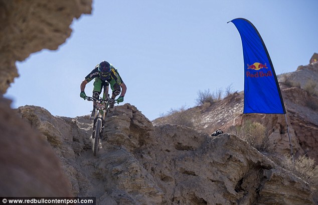 Спуск с горы на велосипеде, Джефф Гулевич, Geoff Gulevich, экстремал, экстремальный спуск Джефф Гулевич