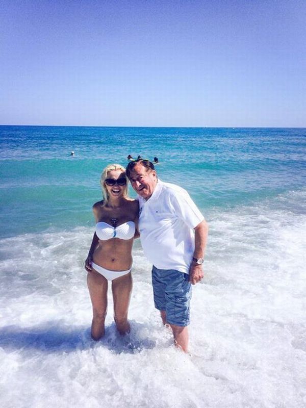 Кэти Шмиц вышла замуж за Рихарда Люнгера, модель вышла замуж за 81-летнего старика, Рихард Люгнер женился на Кэти Шмиц