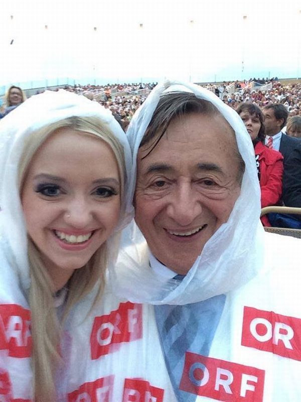 Кэти Шмиц вышла замуж за Рихарда Люнгера, модель вышла замуж за 81-летнего старика, Рихард Люгнер женился на Кэти Шмиц