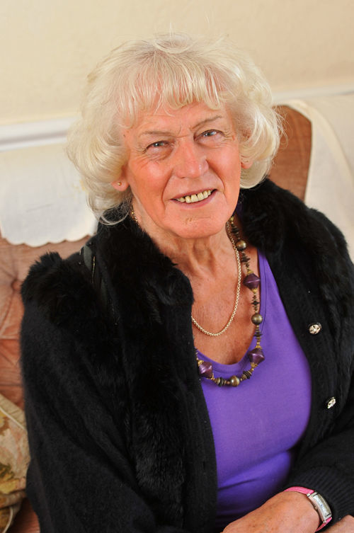  Джеймс Роуз, James Rose, мужчина сменил пол в 81 год, решил сменить пол 81 год, превратился в женщину 81 год