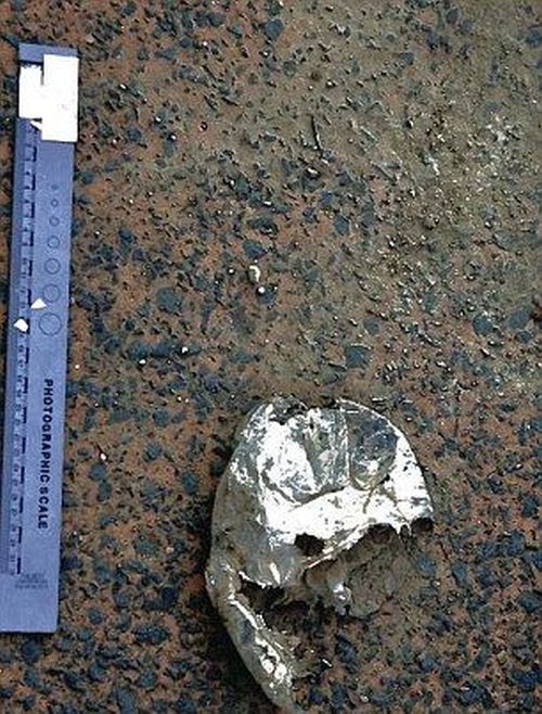 выкинул наркотики в закрытое окно, убегая от полиции выкинул героин в закрытое окно, Табраиза Хусейна, Tabraiz Hussein