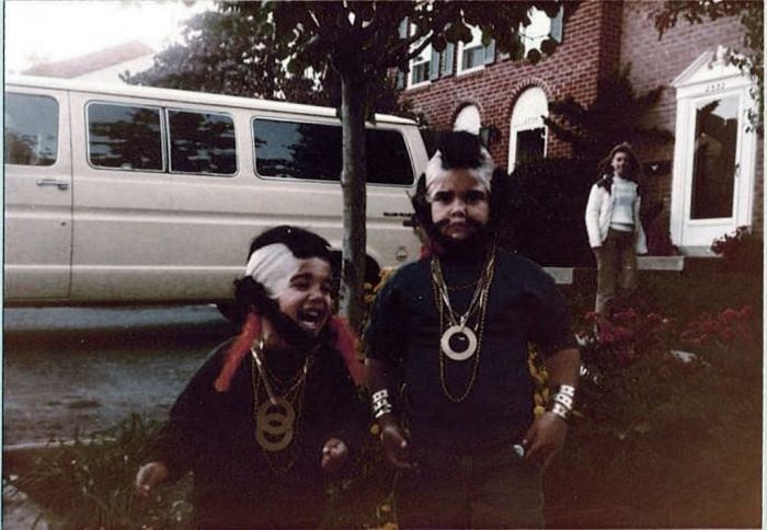 Самые дурацкие и пугающие костюмы на Хэллоуин для детей, сделанные руками родителей детские костюмы на хэллоуин, костюмы на хэллоуин сделанные руками родителей, самодельные костюмы на хэллоуин