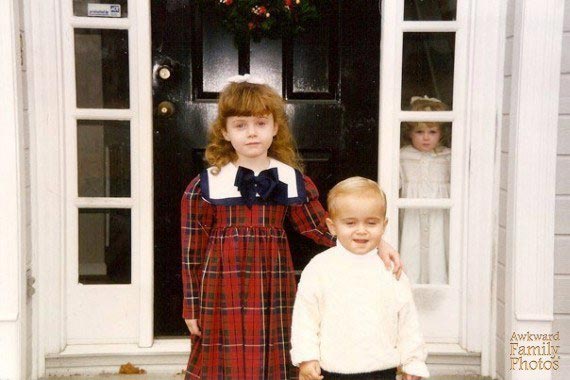 Провальные рождественские фотографии,  Awkward Family Christmas