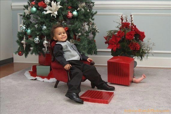 Провальные рождественские фотографии,  Awkward Family Christmas