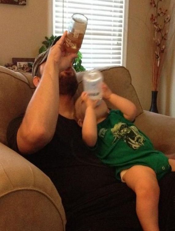 А сынок то - весь в отца! Смешные фотографии пап со своими маленькими копиями Смешные фотографии, папы, сыновья, дети, маленькиме копии