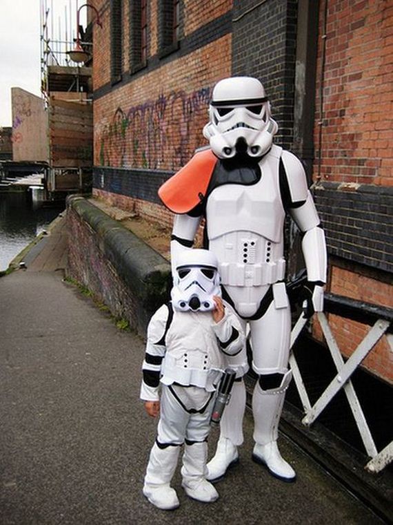 А сынок то - весь в отца! Смешные фотографии пап со своими маленькими копиями Смешные фотографии, папы, сыновья, дети, маленькиме копии