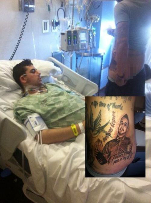 Чисто американский способ поддержать брата, находящегося в реанимации Сделал татуировку на заднице, поддержать брата