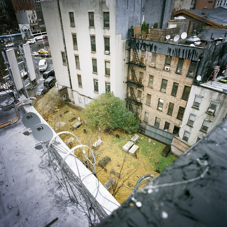 Жизнь китайских иммигрантов. фотограф Энни Лин, Annie Ling, проект A Floating Population