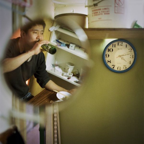 Жизнь китайских иммигрантов. фотограф Энни Лин, Annie Ling, проект A Floating Population