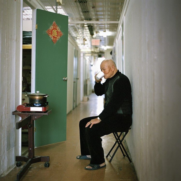 Жизнь китайских иммигрантов. фотограф Энни Лин, Annie Ling, проект A Floating Population