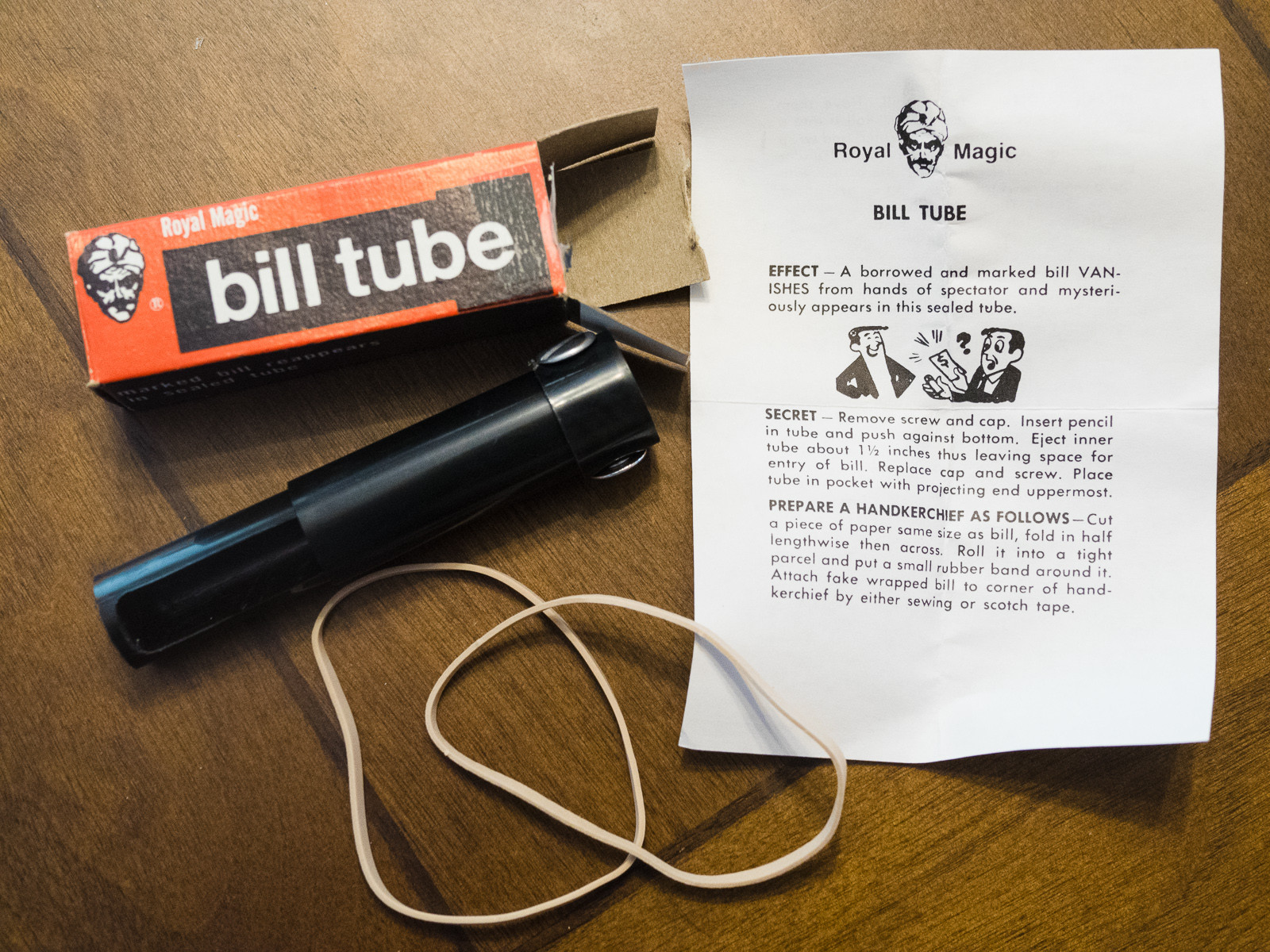 капсула времени маленького мальчика, капсула времени 1993 года запечатанная мальчиком, что лежит внутри капсулы времени