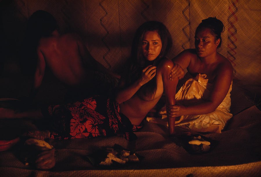 страны почитающие женское ожирение, толстые женщины