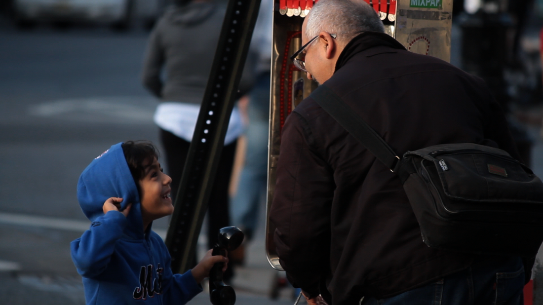 позвони тому кого любишь, таксофон звонить любишь, таксофон в Нью-Йорке акция, Call Someone You Love, Мэтт Адамс, Matt Adams