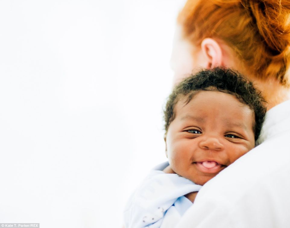 Усыновление ребенка, усыновили негритенка Сэма, фотограф Кейт Паркер, Kate Parker