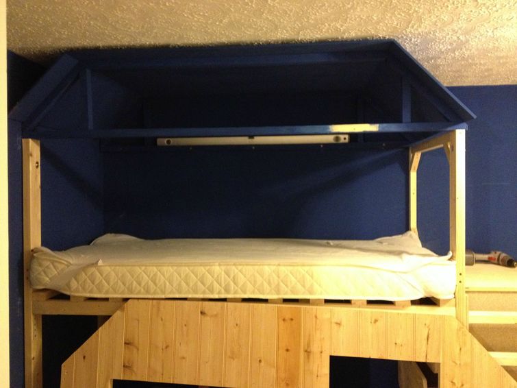 домик на дереве в доме,  остроил домик на дереве в комнате