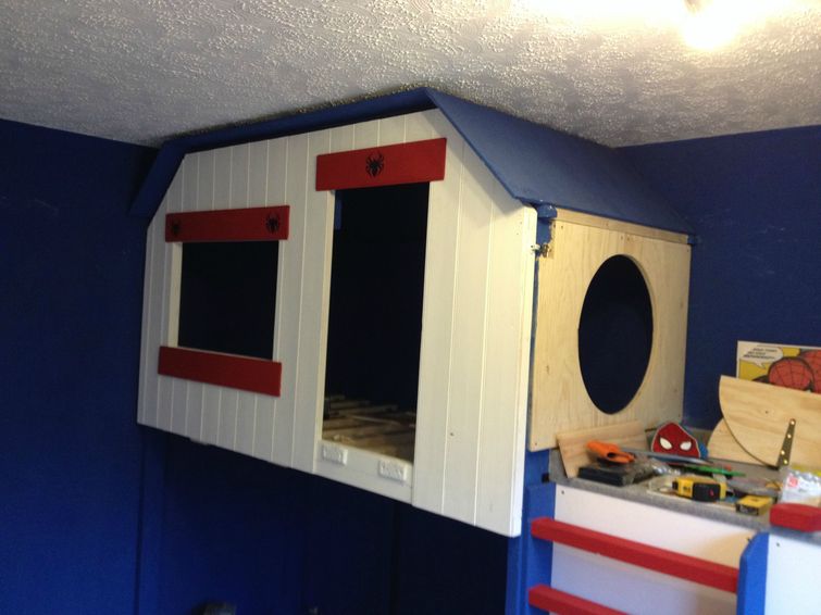домик на дереве в доме,  остроил домик на дереве в комнате