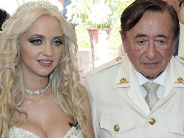 Кэти Шмиц вышла замуж за Рихарда Люнгера, модель вышла замуж за 81-летнего старика, Рихард Люгнер женился на Кэти Шмиц