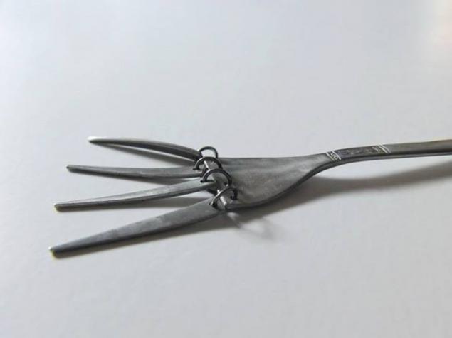 Проект The Uncomfortable, проект Неудобно, дизайнер Катерина Кампрани, Katerina Kamprani, неудобный дизайн