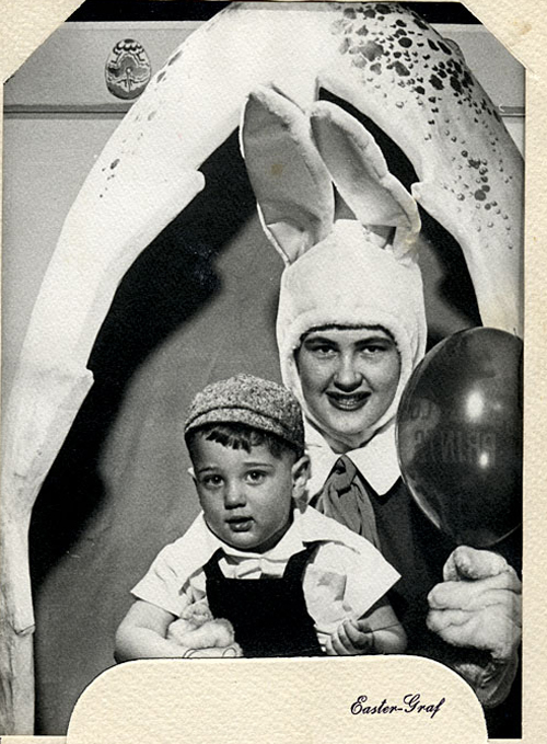 страшные пасхальные кролики зайцы, жуткий пасхальный кролик, пасха