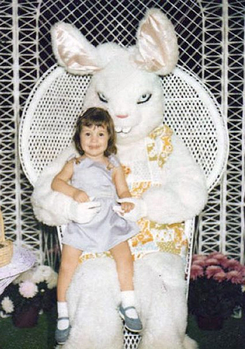 страшные пасхальные кролики зайцы, жуткий пасхальный кролик, пасха