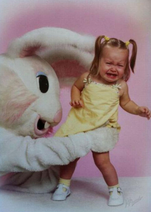 страшные пасхальные кролики зайцы, жуткий пасхальный кролик, пасха