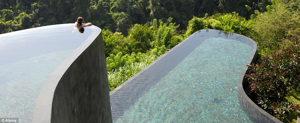 самые красивые бассейны в мире, самые необычные бассейны в мире