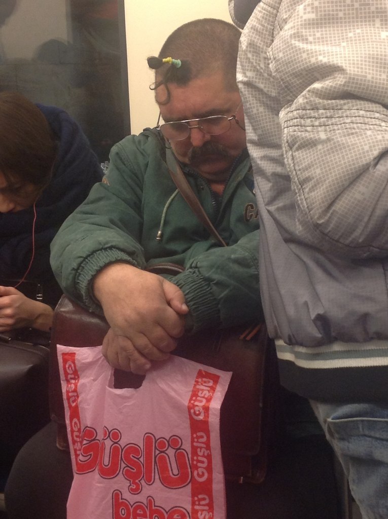 мода российского метро, модники в метро