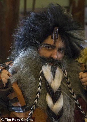 дркзья из австралии премьера Хоббита, потратили 65000 долларов на костюмы Хоббит