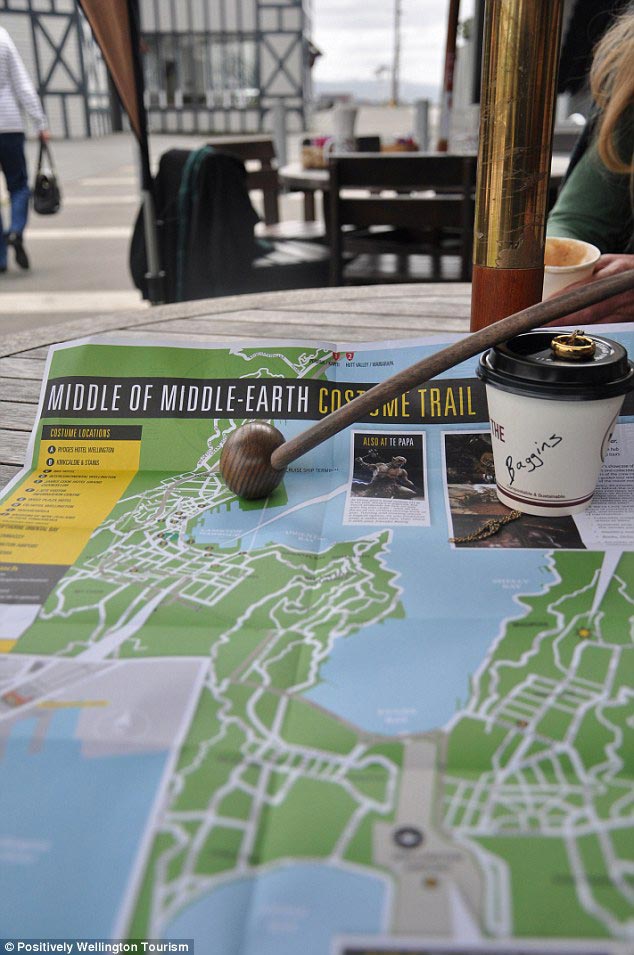 дркзья из австралии премьера Хоббита, потратили 65000 долларов на костюмы Хоббит