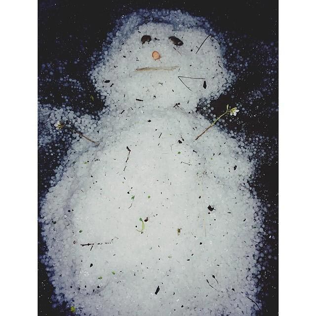 уродливые снеговики, смешные снеговики, снеговики-мутанты, снеговики боль агония