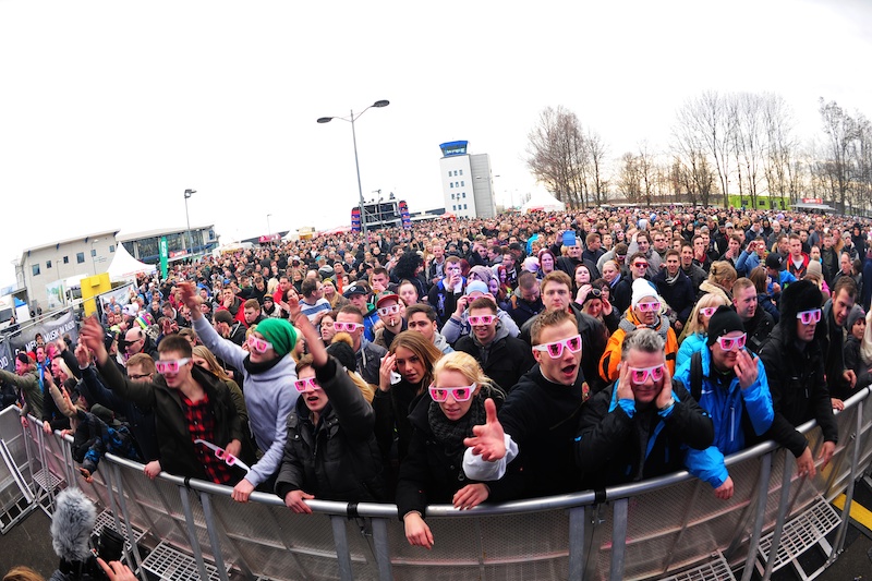 Nacktrodeln, чемпионат, по катанию на санках, голышом, голыми, топлес, 2014