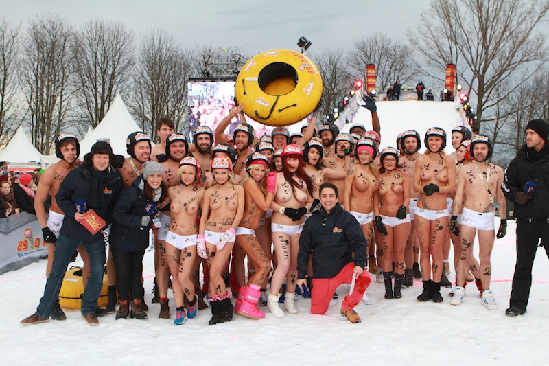 Nacktrodeln, чемпионат, по катанию на санках, голышом, голыми, топлес, 2014