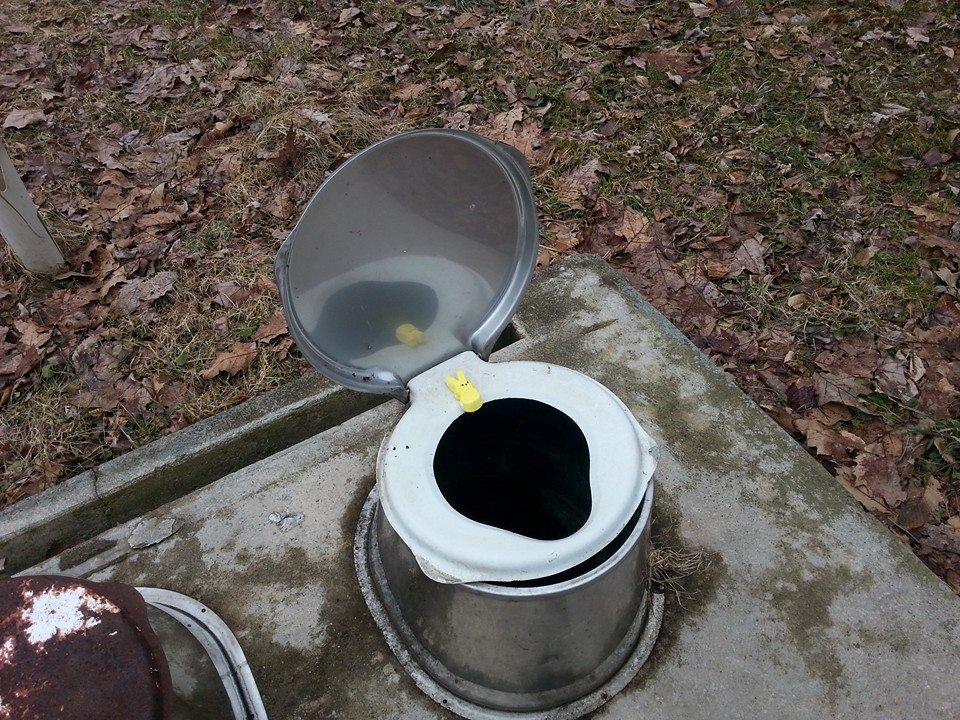 пасха 13-ое, пасхальная пила, зефирные зайцы отец заложники, зефир зайцы мучил убивал папа, сын домой на пасху