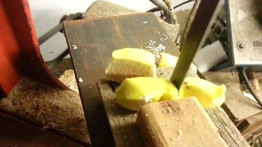 пасха 13-ое, пасхальная пила, зефирные зайцы отец заложники, зефир зайцы мучил убивал папа, сын домой на пасху