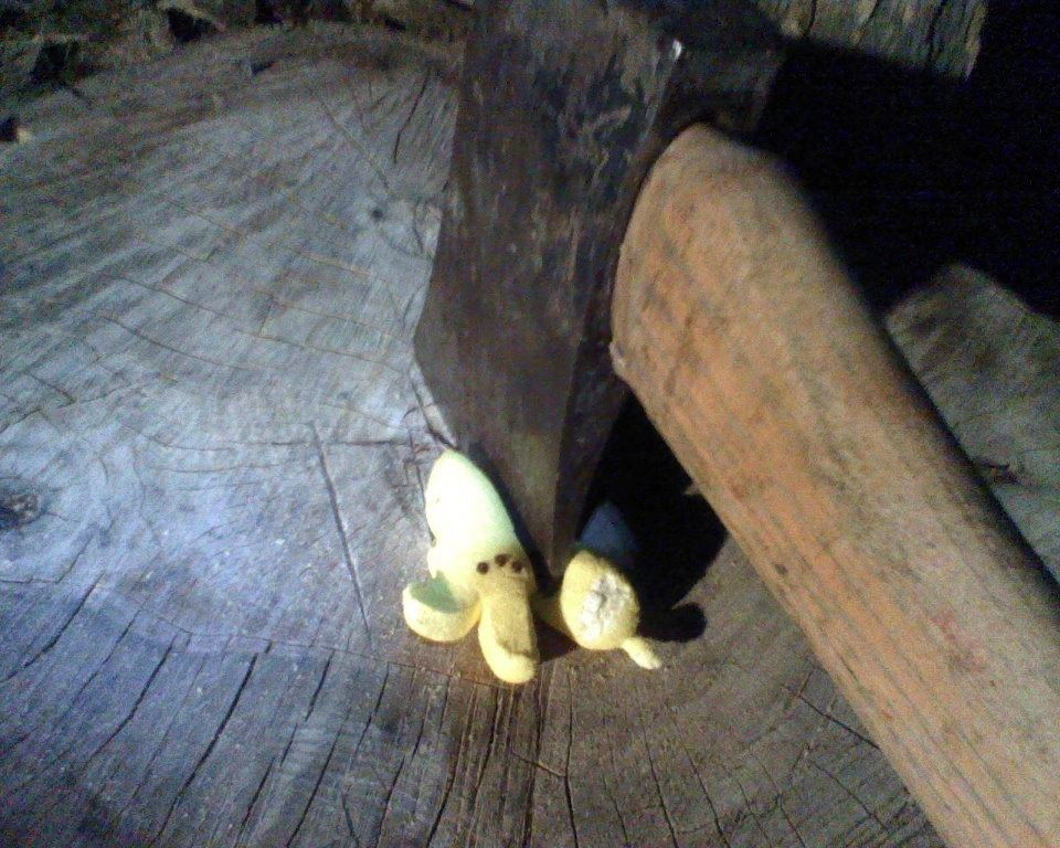 пасха 13-ое, пасхальная пила, зефирные зайцы отец заложники, зефир зайцы мучил убивал папа, сын домой на пасху