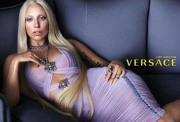 леди гага без фотошопа, леди гага цифровая обработка, фотосессия versace леди гага, ретушь