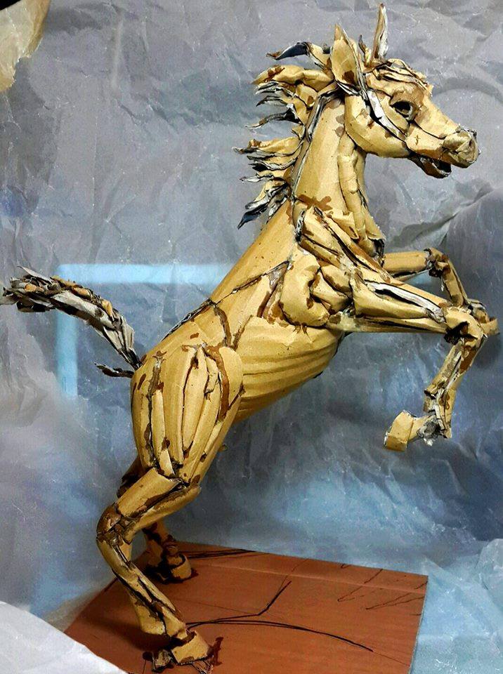 Невообразимые скульптуры из обычного картона от Кай-Сян Хонга скульптуры из картона, годзилла из картона, картон железный человек, Кай-Сян Хонг, Kai-Xiang Xhong