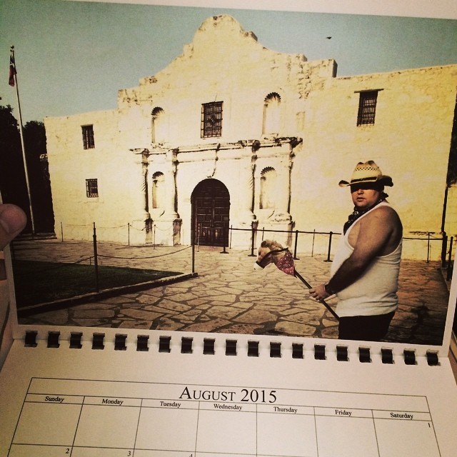 проспорил снялся для календаря, парень снялся для календаря, Генри Стерн, Henry Stern