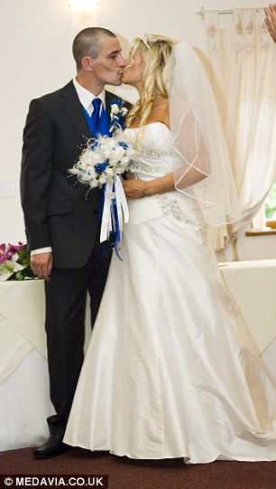 похудела ради свадьбы, похудела на 63,5 кг, похудела и влезла в свадебное платье