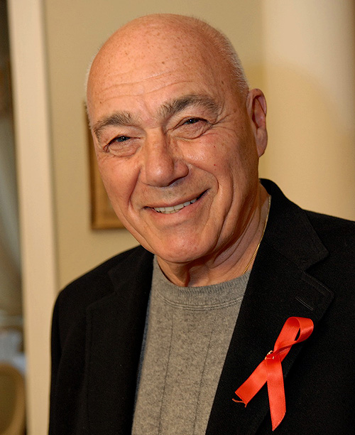 рак, победили, справились с болезнью,звёзды, знаменитости 