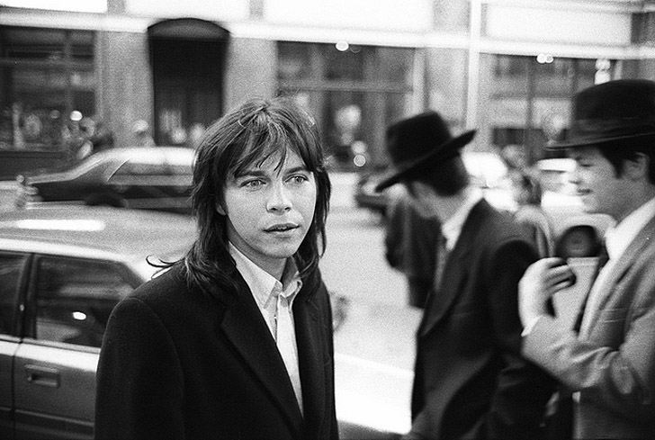 Рок в СССР: известные российские рокеры в фотографиях Игоря Мухина рок в СССР, Игорь мухин, рокеры, портреты, цой, БГ, Мамонов, Сашбаш