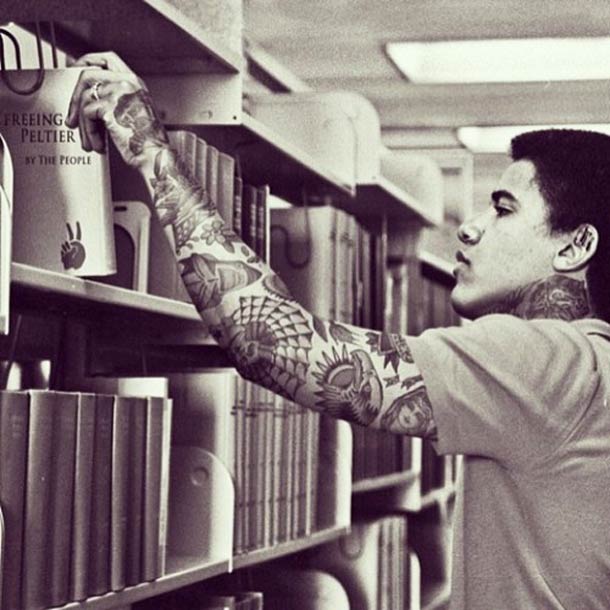 татуированные знаменитости, знаменитости с татуировками, фотошопные тату